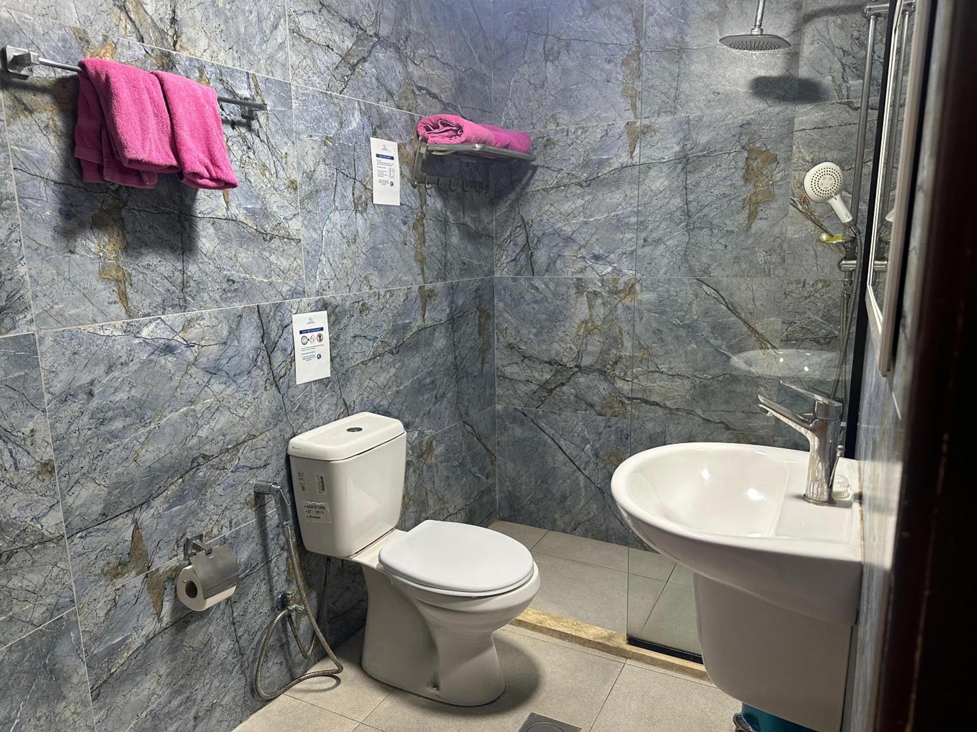 Conord Hotel Amman Zewnętrze zdjęcie