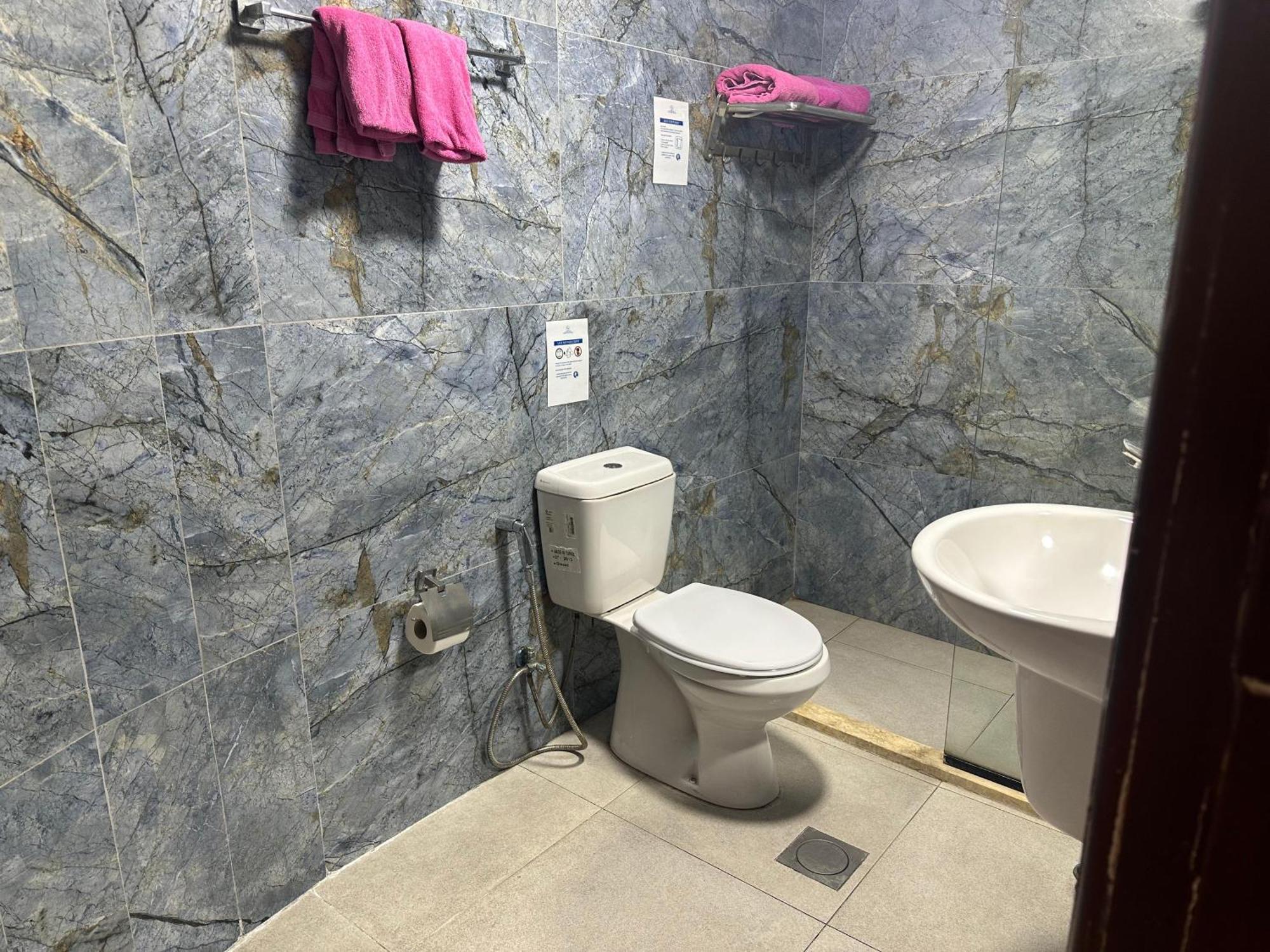 Conord Hotel Amman Zewnętrze zdjęcie
