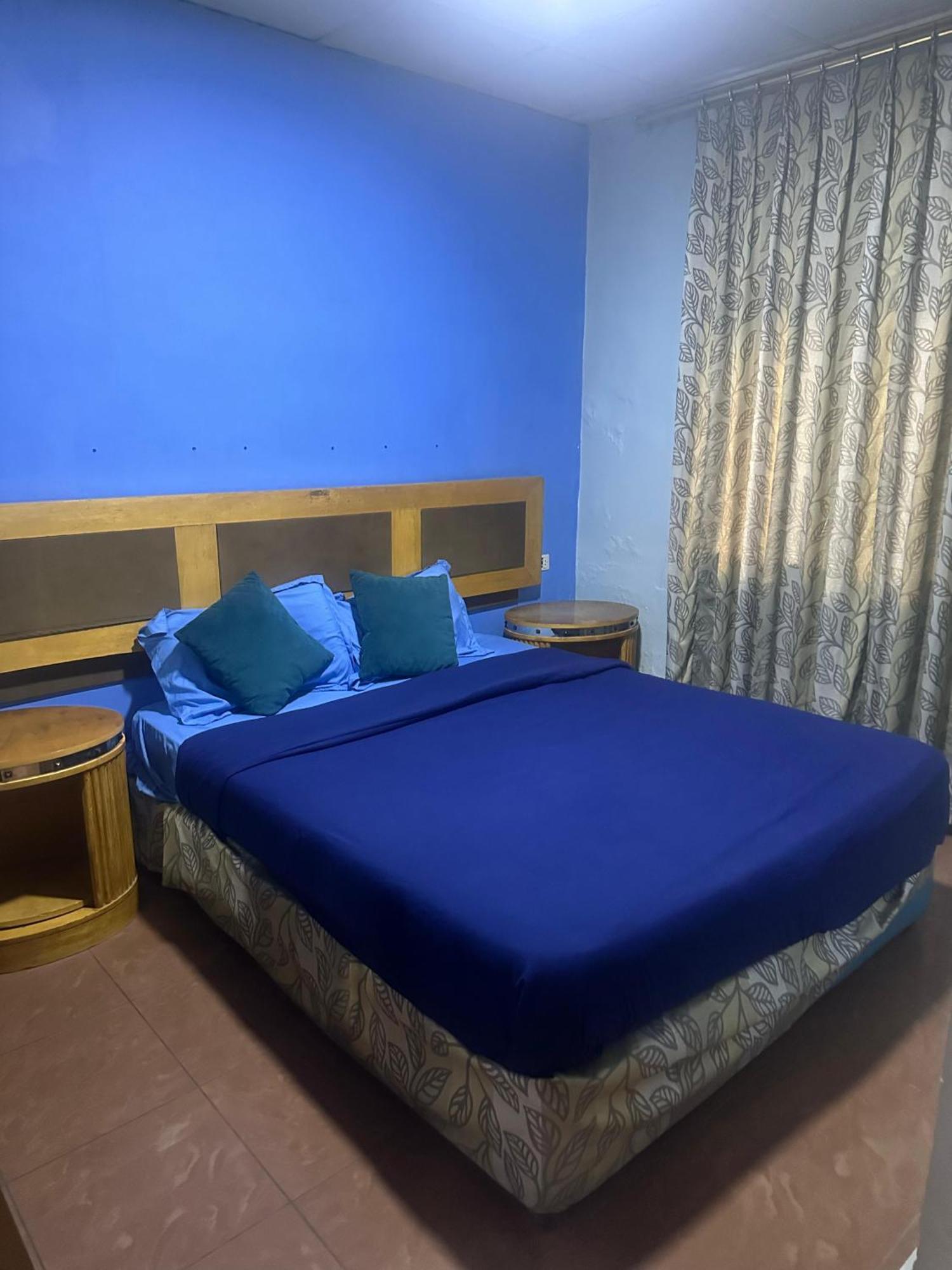 Conord Hotel Amman Zewnętrze zdjęcie